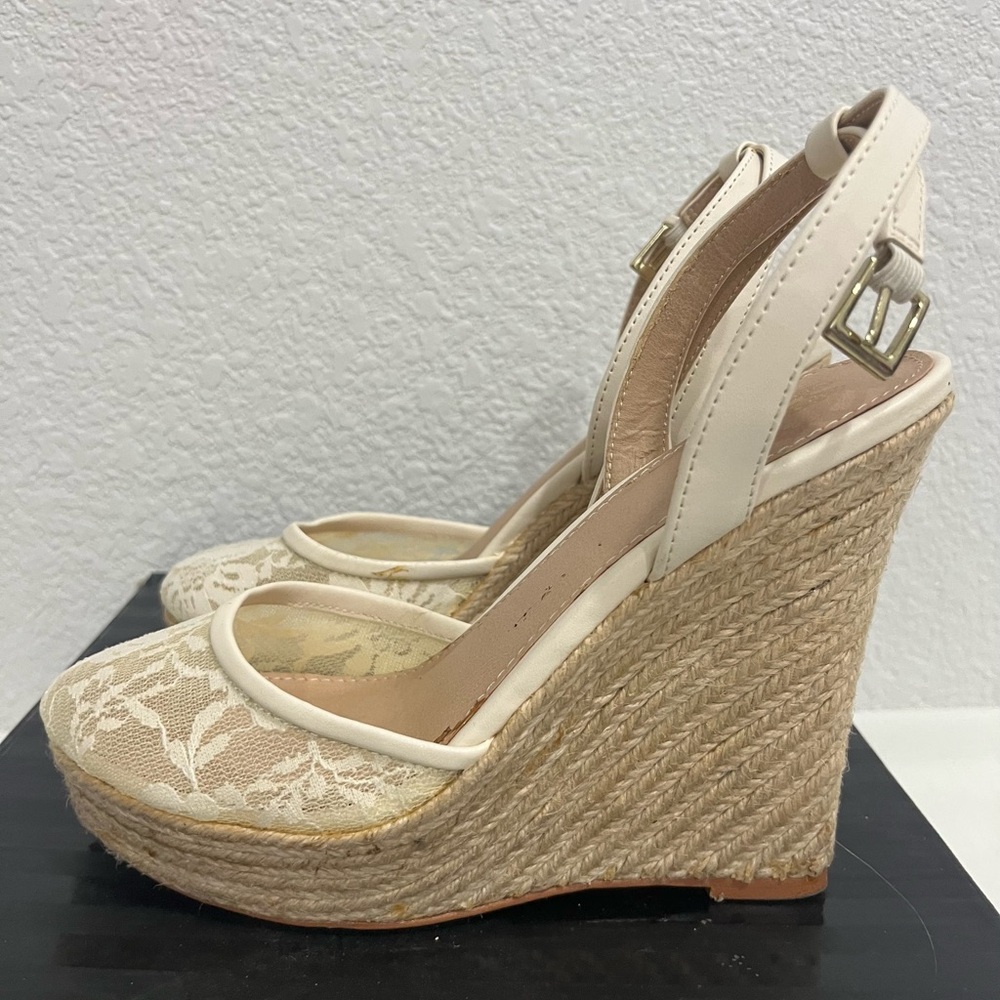 Ladies Size 6.5 Nude Lace Espadrilles.